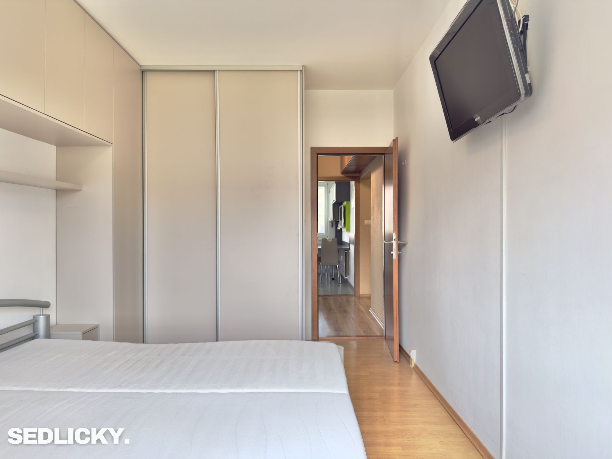 prenajom trojizbovy byt prievidza