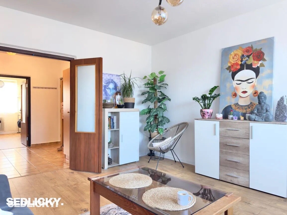 prenájom trojizbový byt Prievidza